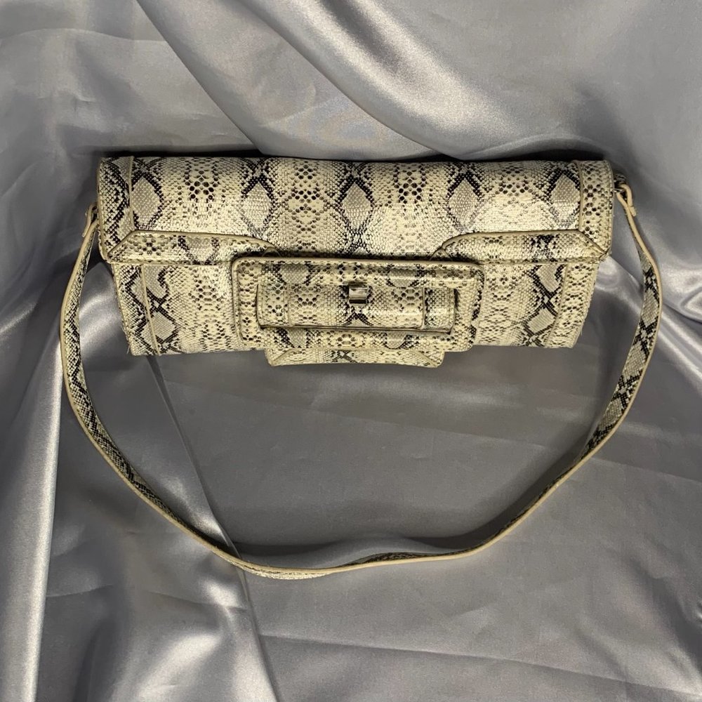 Squared Handbag by Sandra Roberts - Picture 2 of 8